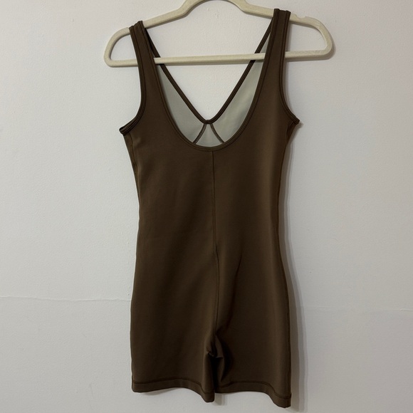 TNA Aritzia green jumpsuit romper size S - Picture 9 of 9